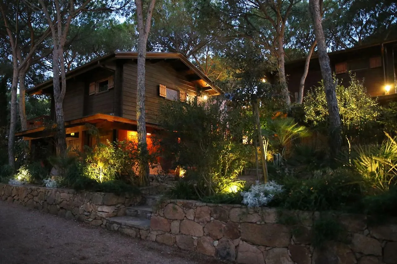 Hotel Camping Porto Sosàlinos Cala Liberotto Italia